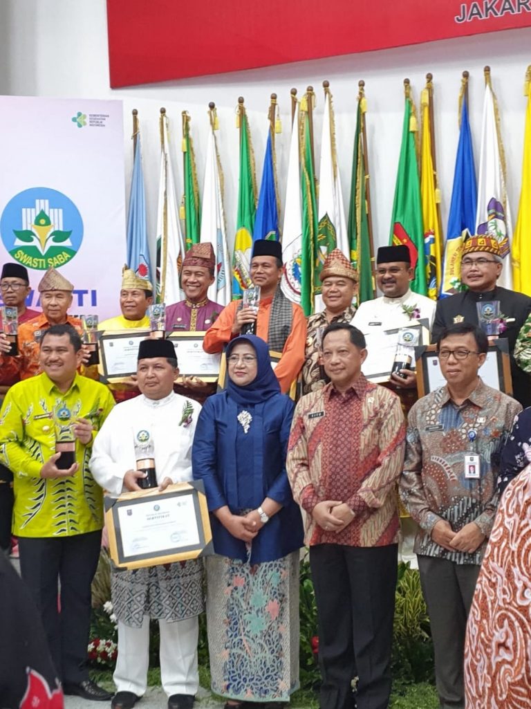 Pemda Anambas Raih Penghargaan Swastisaba Padapa