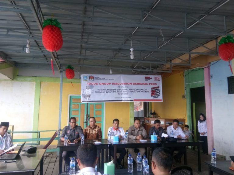 Forum Group Discussion Terkait Pilkada 2020 Digelar KPU Anambas Bersama Insan Pers