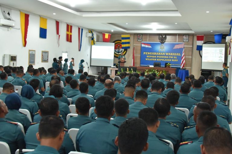 Wakasal Beri Penghargaan Kepada Segenap Perwira TNI Se-Kepri