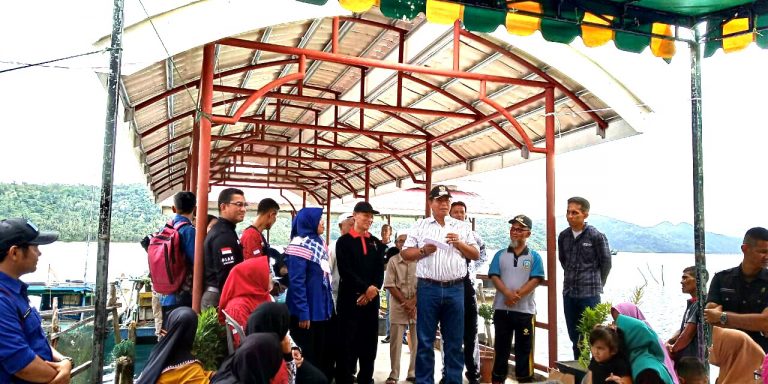 Bupati ke Siantan Utara, Optimalkan Pelayanan Penduduk