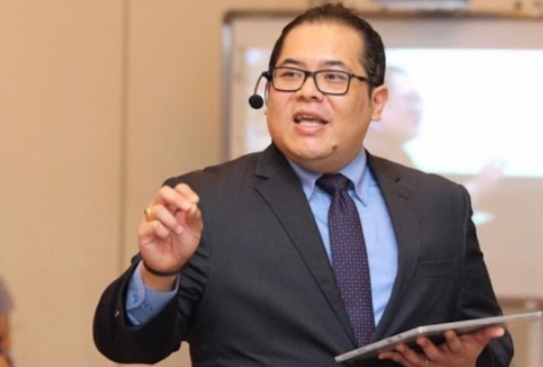 Indra Charismiadji Nilai Kualitas Tenaga Pendidik Rendah