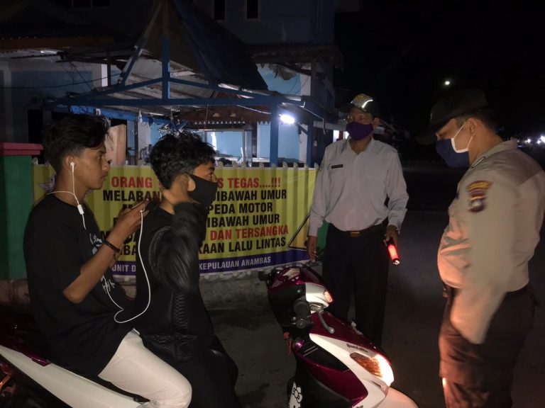 Polres dan Pemkab Anambas, Rutin Patroli Pencegahan Covid-19