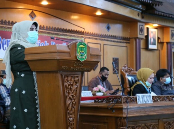Hj Rahma Sampaikan LKPj APBD Tahun 2019