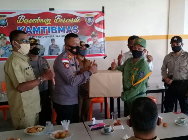 Kapolsek Tanjungpinang Timur Silahturahmi Bersama Warga