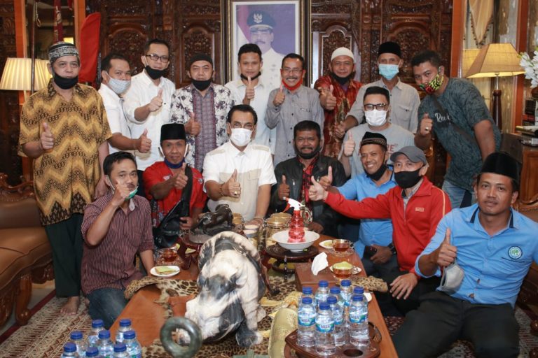 Warga Tanjung Uma dan Tanjung Tritip Do’akan H.M. Soerya Bisa Bawa Kemajuan Kepri