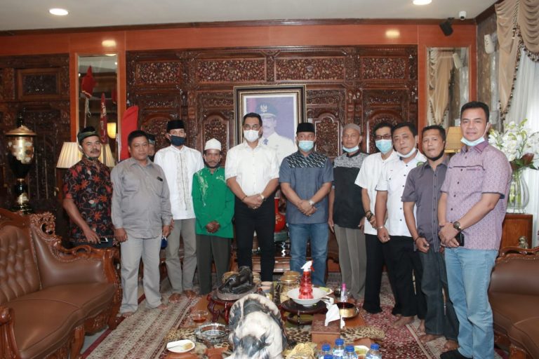 Imam Mesjid Mangsang, Djoko “tidak ada keraguan bahwa Pak Soerya benar-benar ingin mengabdikan diri untuk Kepri”