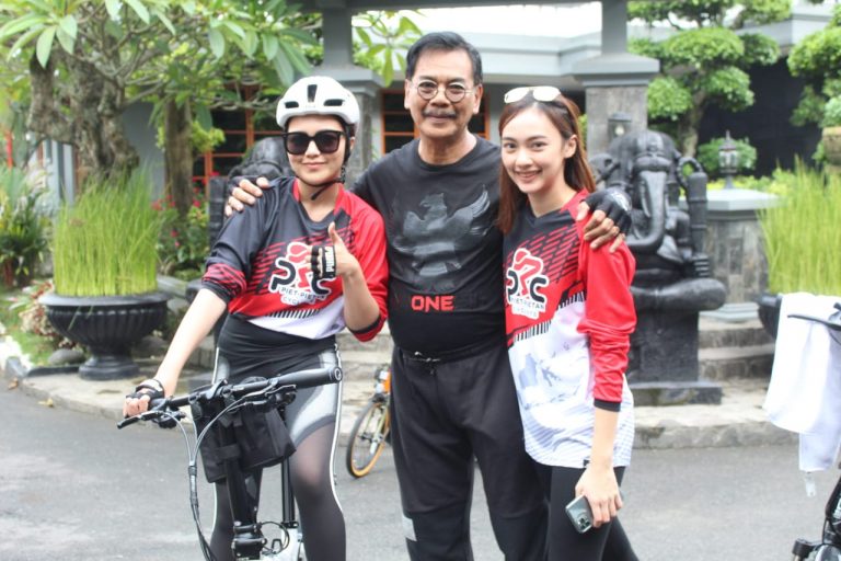 Momen Hari Olahraga Nasional, H.M Soerya Mengajak Masyarakat Hidup Sehat
