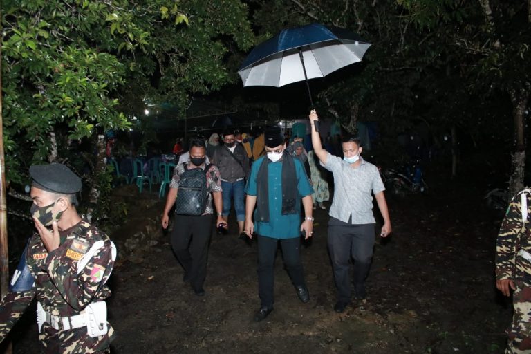 H.M Soerya Respationo Jawaban Dari Harapan Masyarakat Karimun