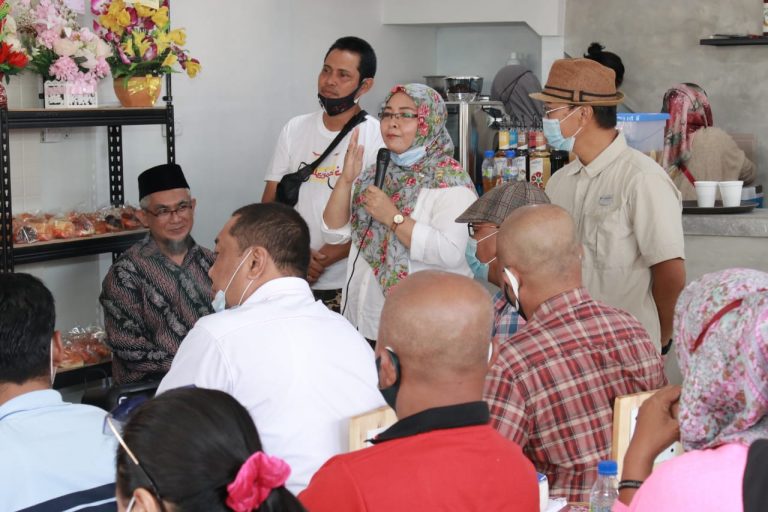 Doa dan Dukungan Warga Legenda Batam Untuk Paslon Nomor 1 Soerya-Iman