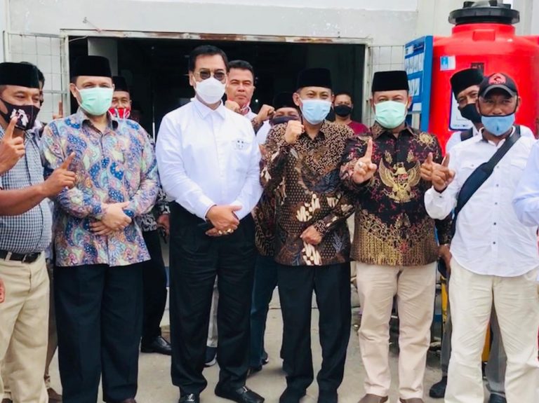 Tak Sengaja Bertemu, Soerya-Iman dan Ria Saptarika Saling Dukung