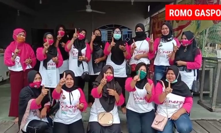 Kerja Nyata Srikandi Moro Raih Dukungan Warga untuk Soerya–Iman