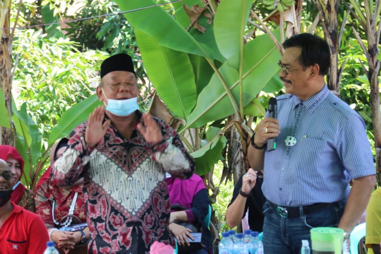 Curhat Persoalan Pupuk, Soerya Berikan Solusi Membuat Petani Kundur Barat Lega