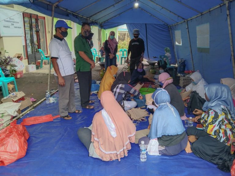 Dinas Sosial Tanjungpinang Bantu Warga yang Tertimpa Musibah Banjir