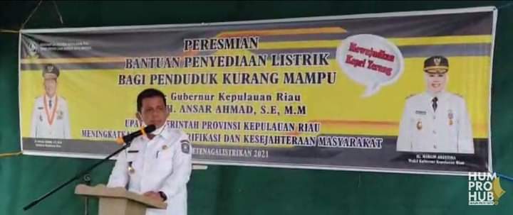 Gubernur Resmikan Program Aliran Listrik Masuk Desa di Karimun