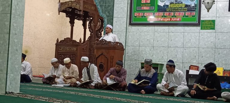 DKM Masjid Al-Amin Gelar Doa dan Khataman Bersama