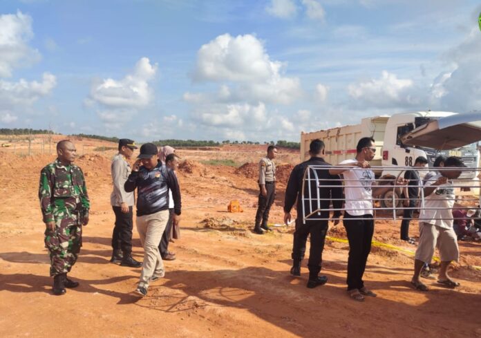 Diduga Akibat Terlindas Kendaraan Berat, Pekerja di Galang Batang Tewas