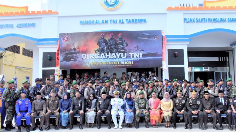 Parade dan Defile Meriahkan Peringatan HUT TNI ke 78 di Anambas