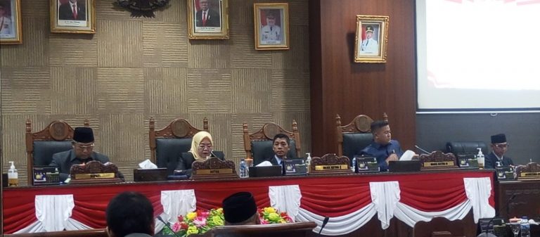 Paripurna Pengesahan Perda APBD Kabupaten Kepulauan Anambas Tahun 2024