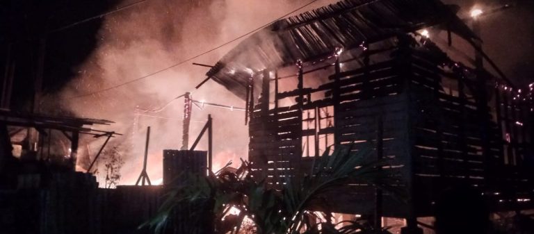 Satu Rumah Warga di Tarempa Habis Terbakar, Diduga Akibat Korsletting Listrik