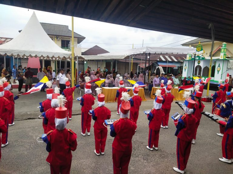 Pawai Ta’aruf MTQ Ke-4 di Kecamatan Jemaja Berlangsung Meriah.