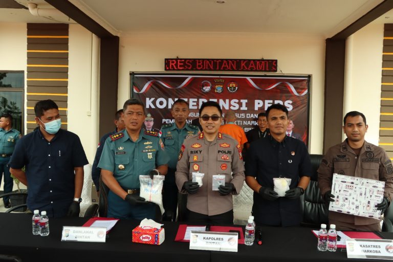 Polres Bintan dan Lanal Bintan Musnahkan Narkoba Jenis Sabu Seberat 750 Gram
