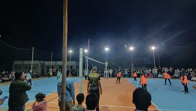 Pertandingan Volly Meriahkan Peringatan HUT RI di Kecamatan Jemaja
