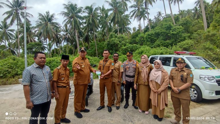 Serahkan Ambulans Keliling, Bupati Anambas Ingatkan Integritas Pelayanan Kesehatan