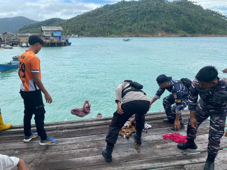 Tim Gabungan Evakuasi Cepat Rumah Roboh Akibat Angin Kencang