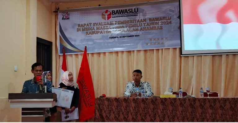 Rapat Evaluasi Pemberitaan Bawaslu Kepulauan Anambas di Media Massa