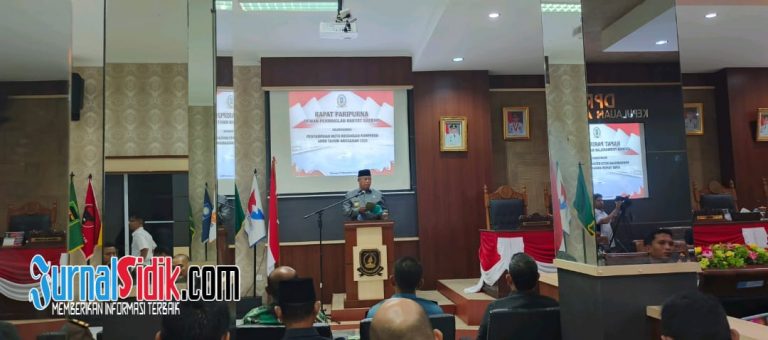 Bupati Abdul Haris Sampaikan Pengantar Nota Keuangan APBD Anambas Tahun 2025