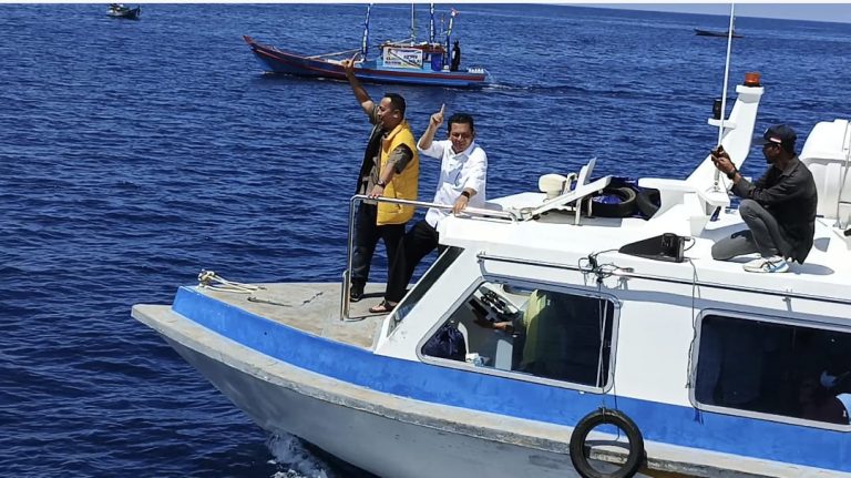 Puluhan Perahu Nelayan Menyambut Kampanye Ansar di Anambas