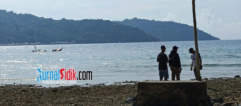 Perahu Nelayan Anambas Tenggelam di Perairan Batu Lepeh