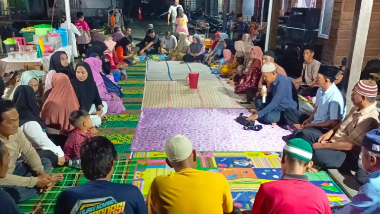 Penutupan Tahun 2024, Camat Jemaja Hadiri Doa Bersama Warga Tanjung Pering