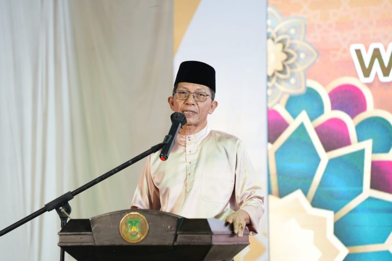 Masyarakat Antusias Hadiri Buka Puasa Bersama Amsakar dan Li Claudia