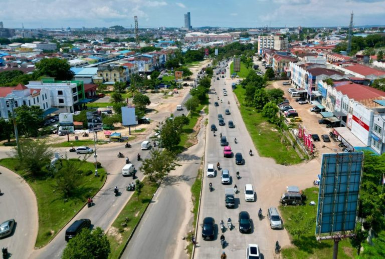 Kepala BP Batam dan Wakil Kepala BP Tinjau Kondisi Jalan Laksamana Bintan dan Jalan Raja Isa