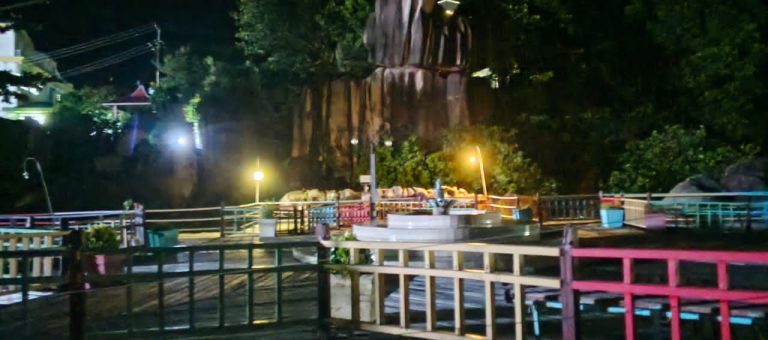 Wisata Batu Tompak Tiga di Tarempa Kian Terbengkalai, Lampu Rusak dan Minim Perawatan
